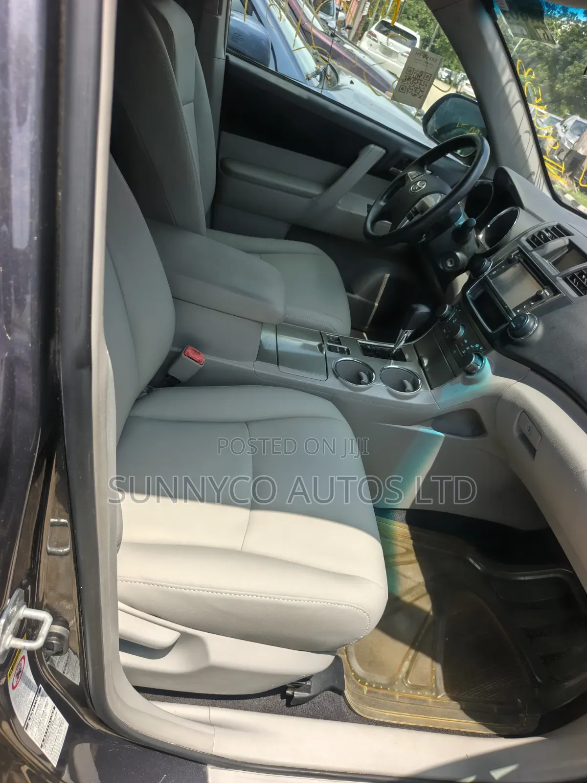 Toyota Highlander 3.5L 4WD 2013 Gray