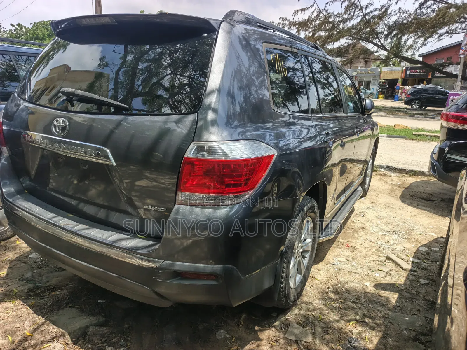 Toyota Highlander 3.5L 4WD 2013 Gray