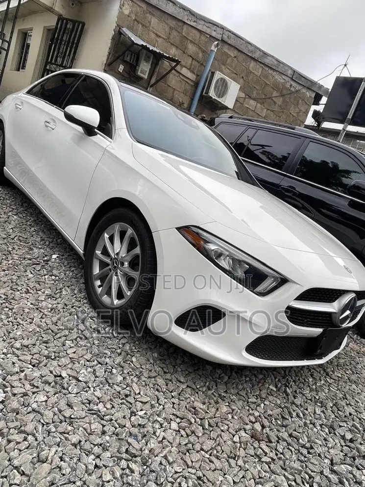 Mercedes-Benz A-Class A 220 4MATIC 2022 White