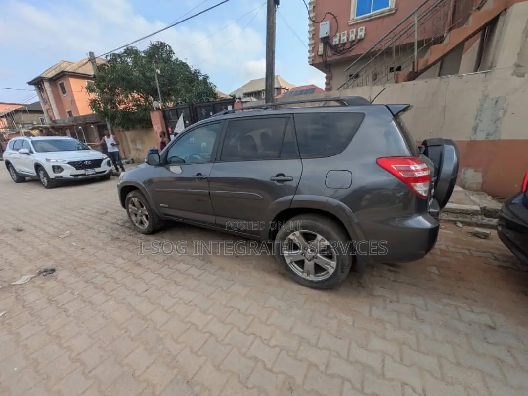 Toyota RAV4 3.5 Sport 4x4 2012 Gray