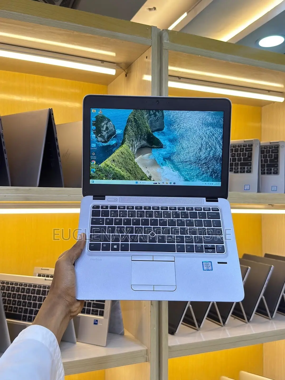 Laptop HP EliteBook 820 G3 8GB Intel Core i5 SSD 256GB