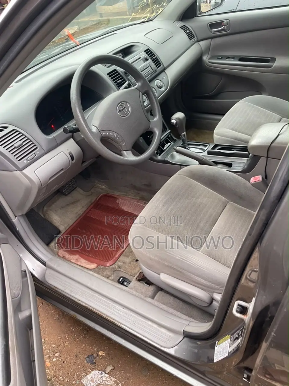 Toyota Camry 2005 Gray