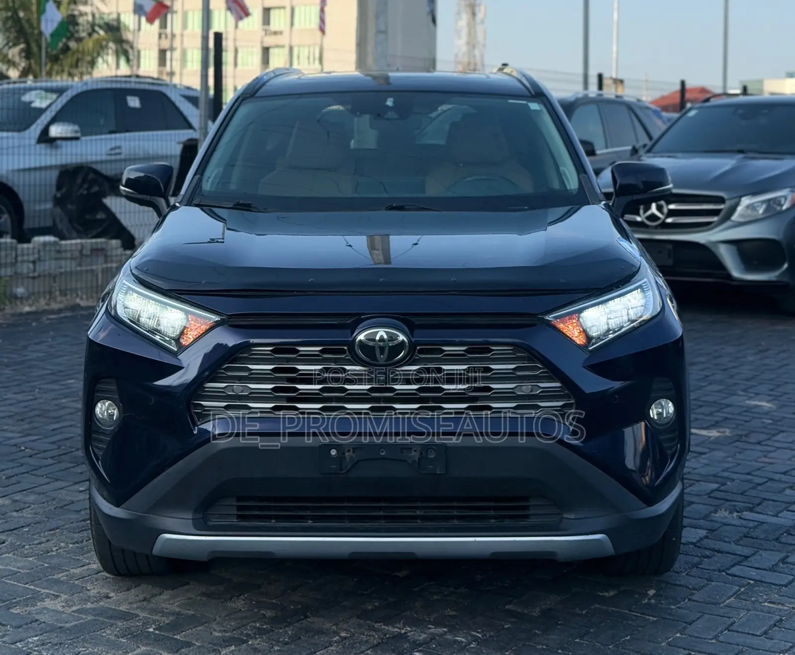 Toyota RAV4 Limited AWD 2019