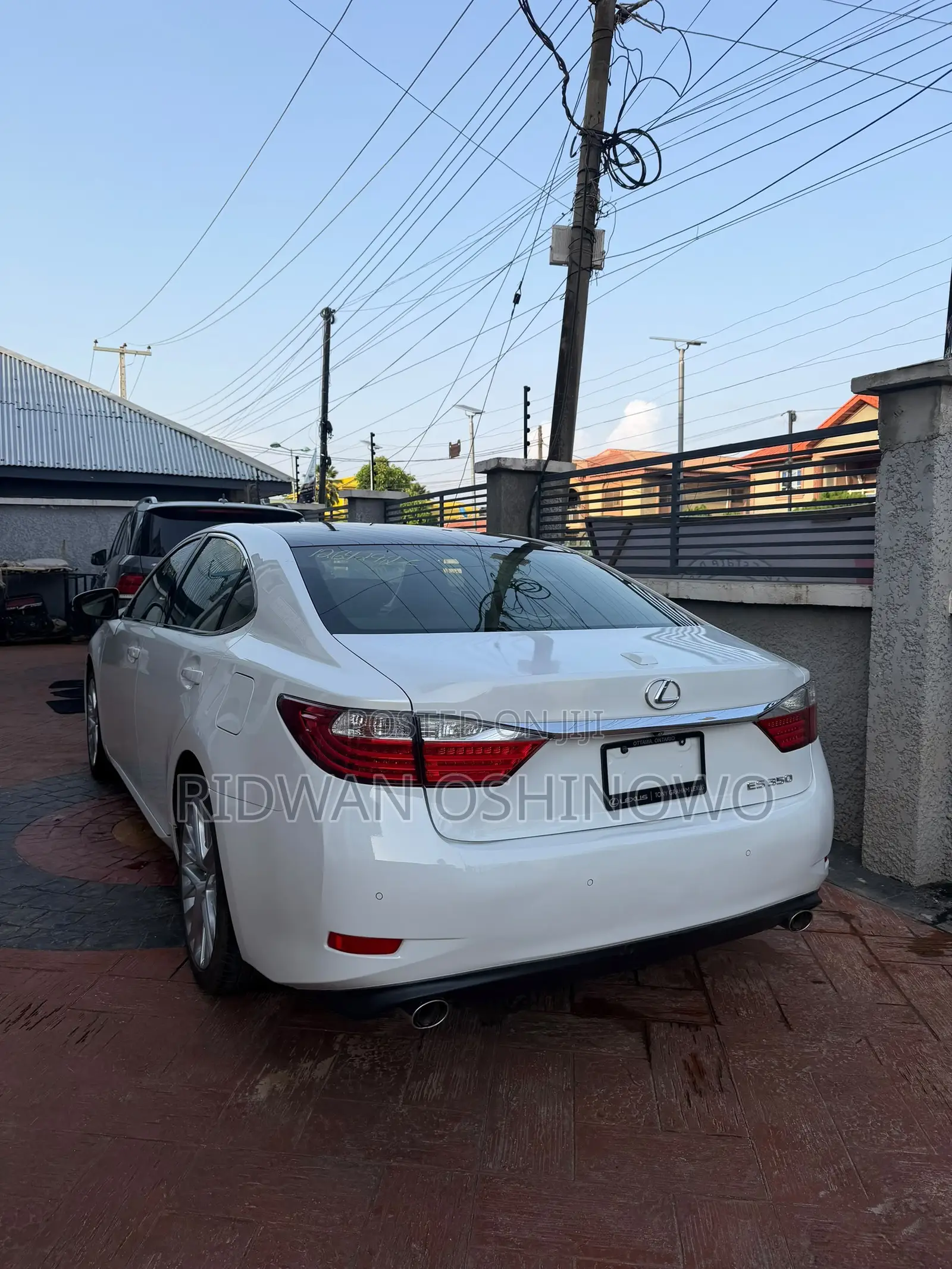Lexus ES 350 FWD 2015 White