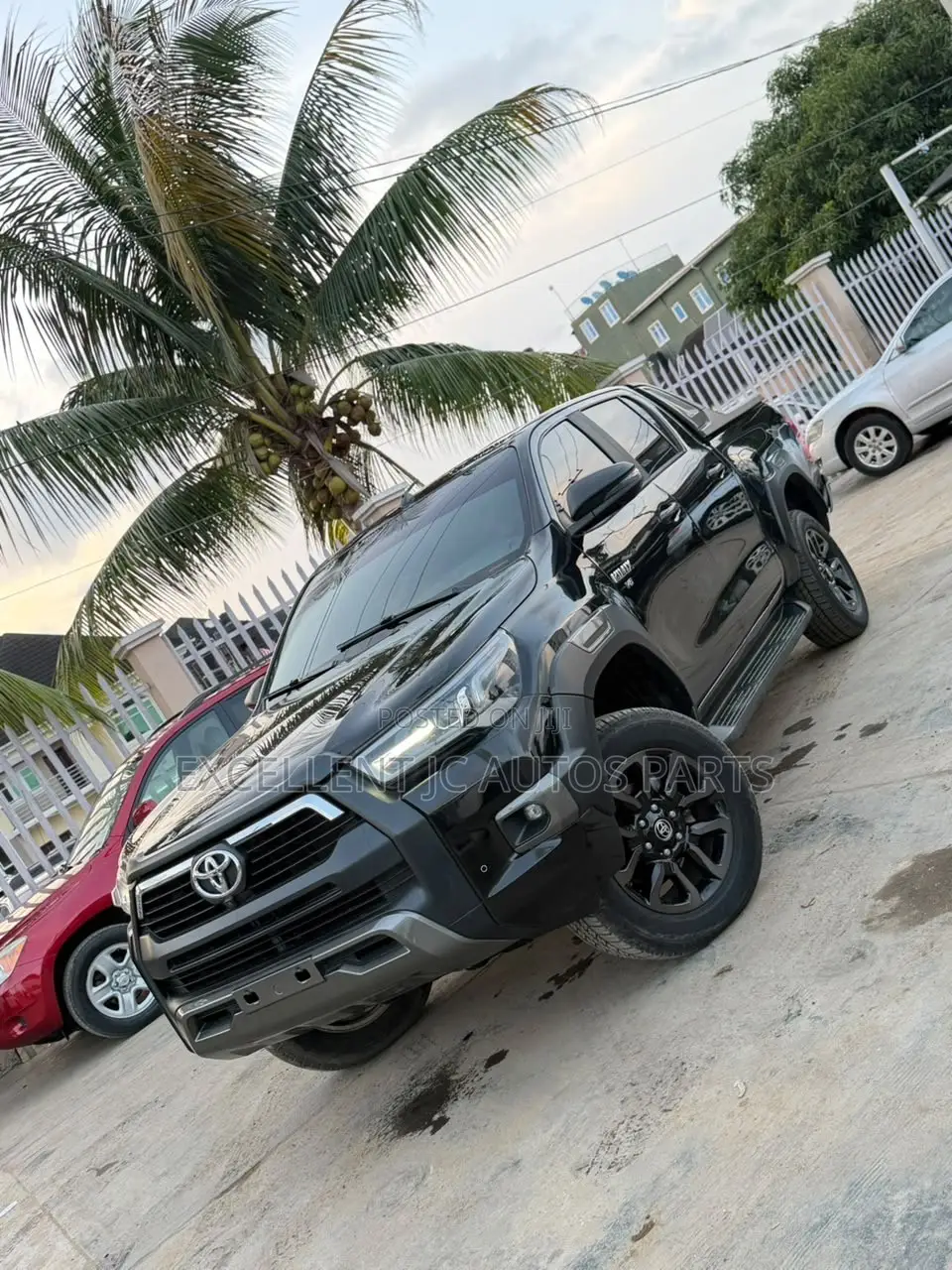 Toyota Hilux 2022 Green