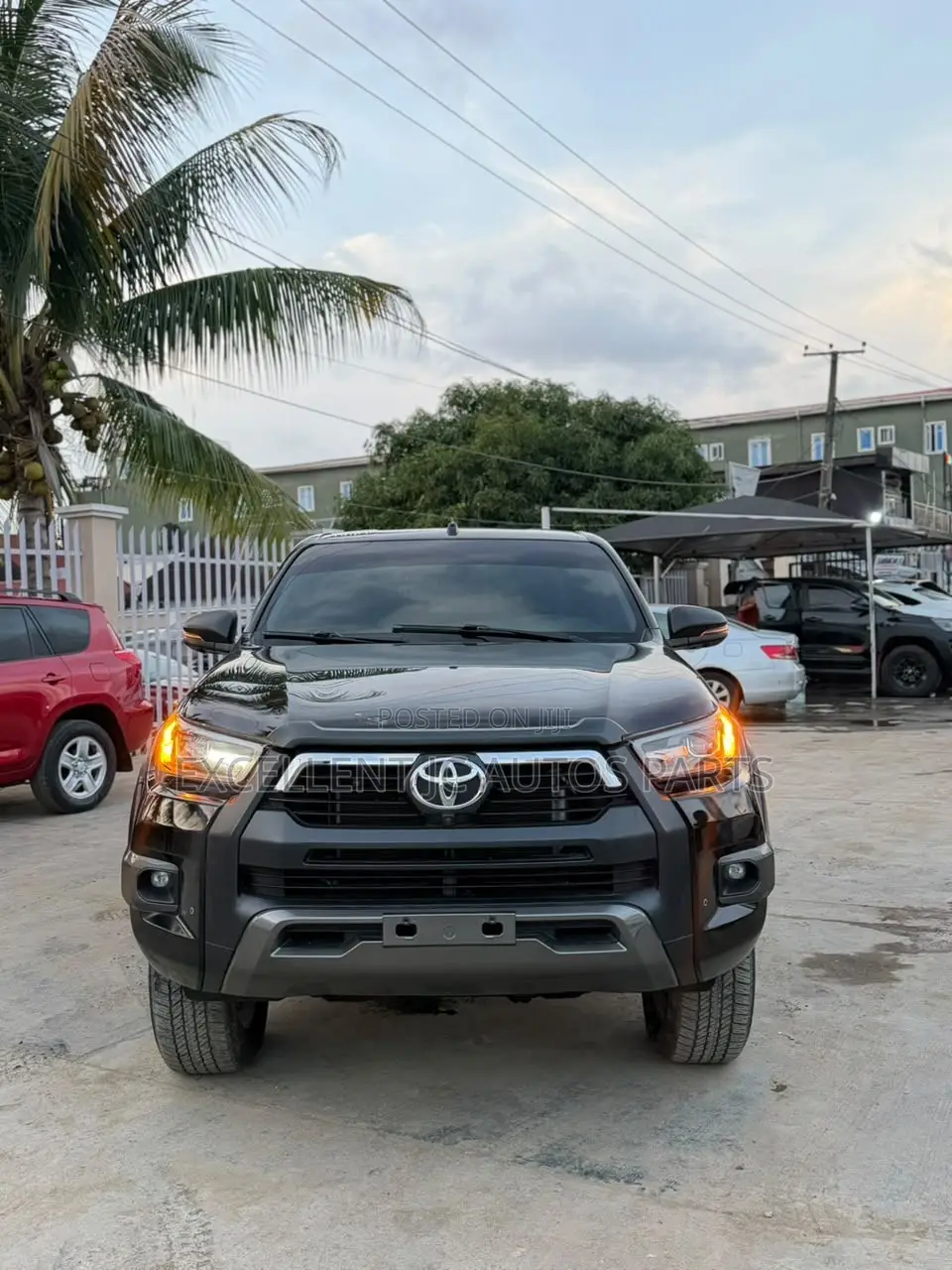 Toyota Hilux 2022 Green