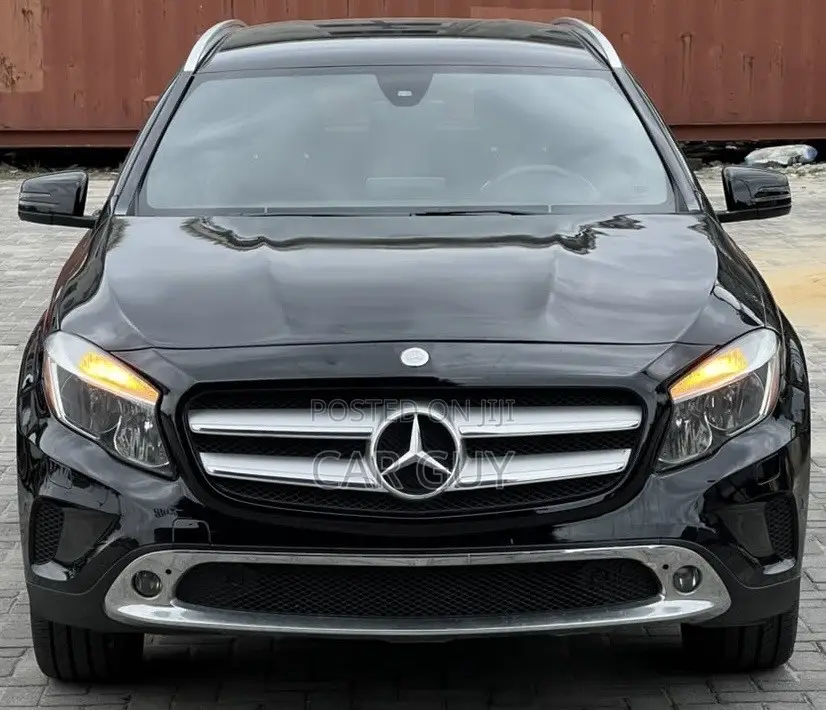 Mercedes-Benz GLA 250 2017 Black