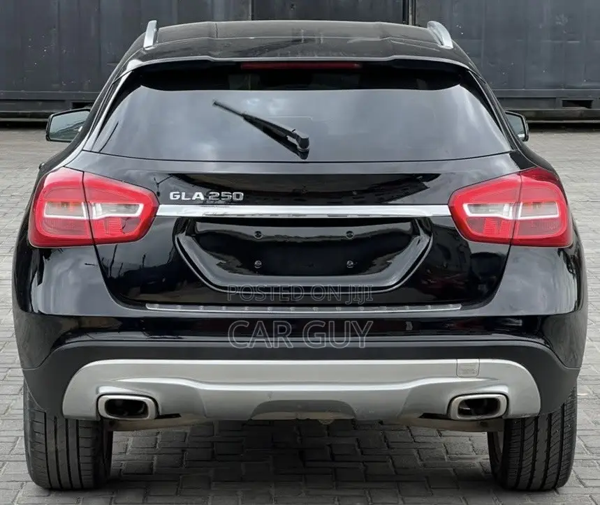 Mercedes-Benz GLA 250 2017 Black