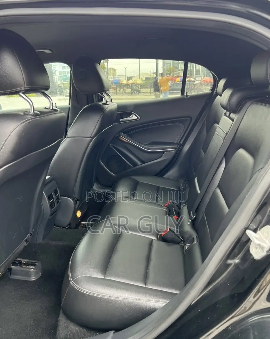 Mercedes-Benz GLA 250 2017 Black