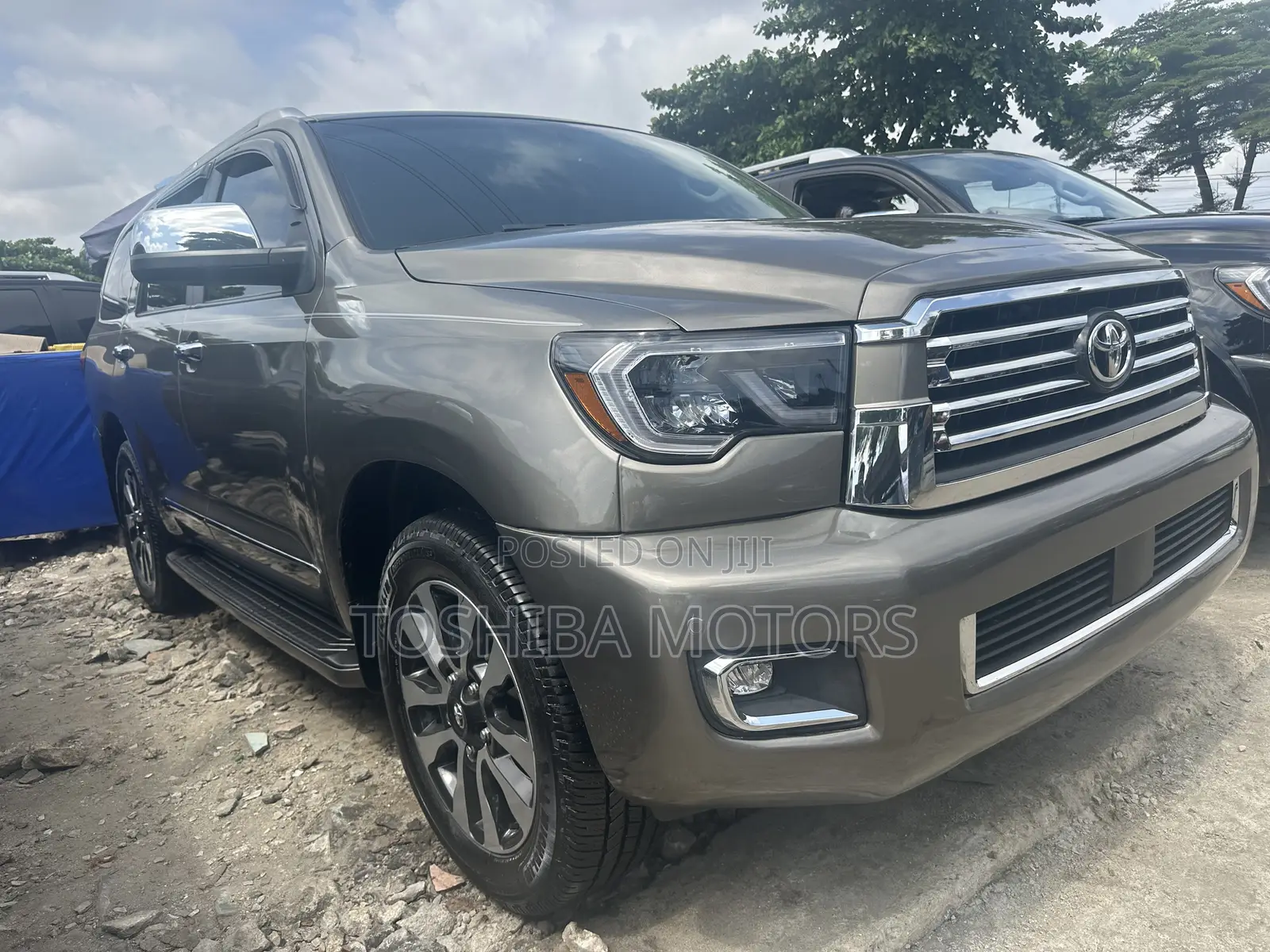 Toyota Sequoia 2017 Gray