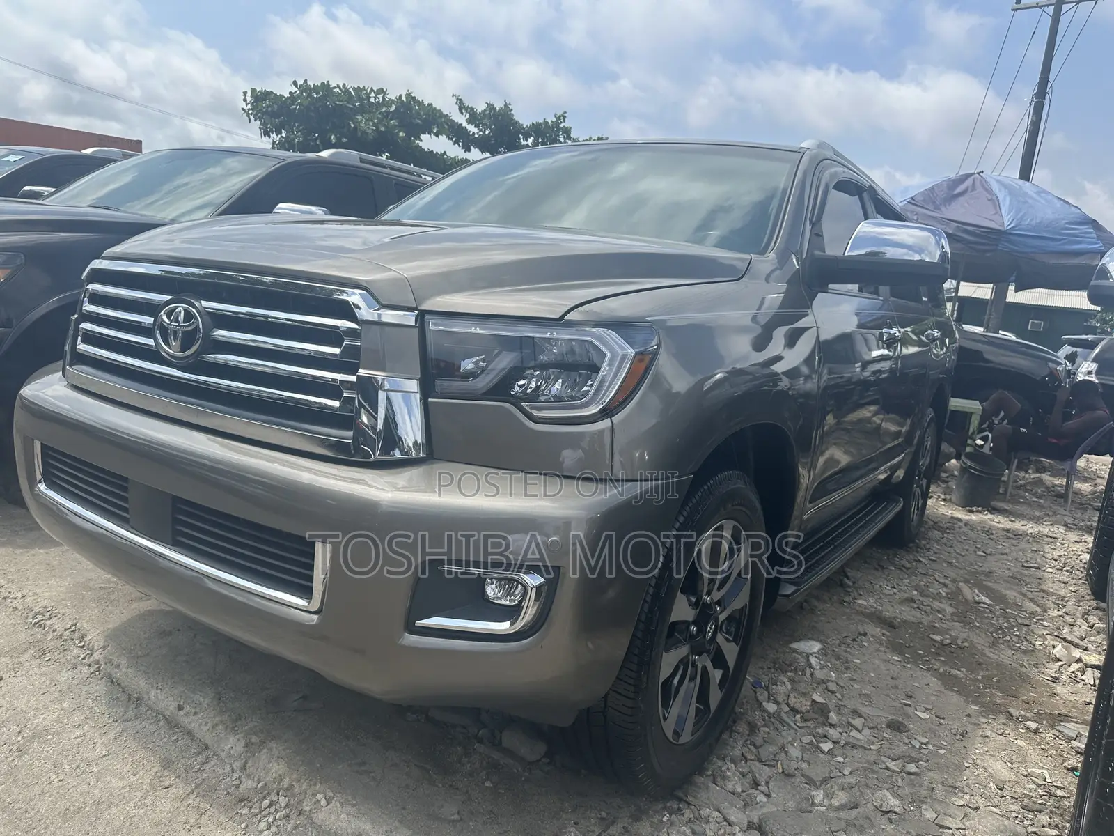 Toyota Sequoia 2017 Gray