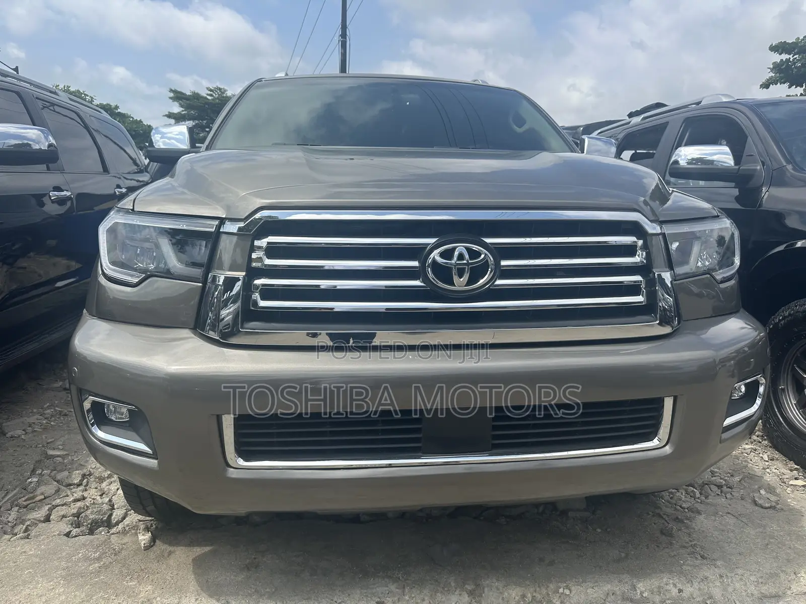 Toyota Sequoia 2017 Gray