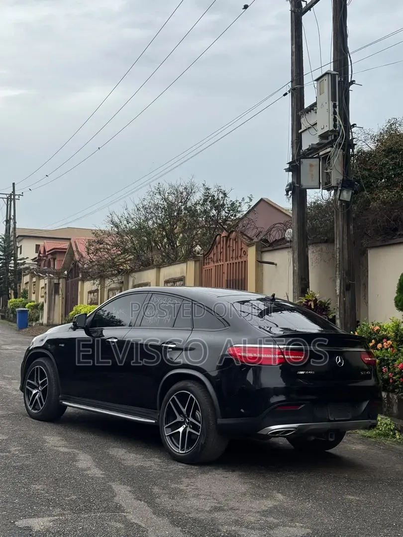 Mercedes-Benz GLE-Class 2017 Black