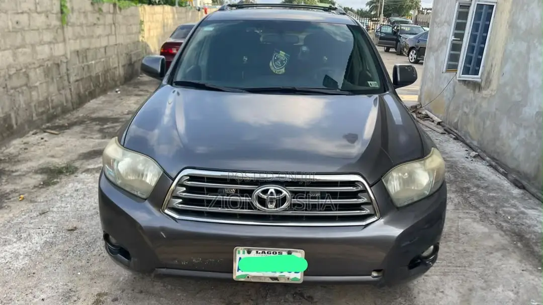 Toyota Highlander V6 2009 Gray