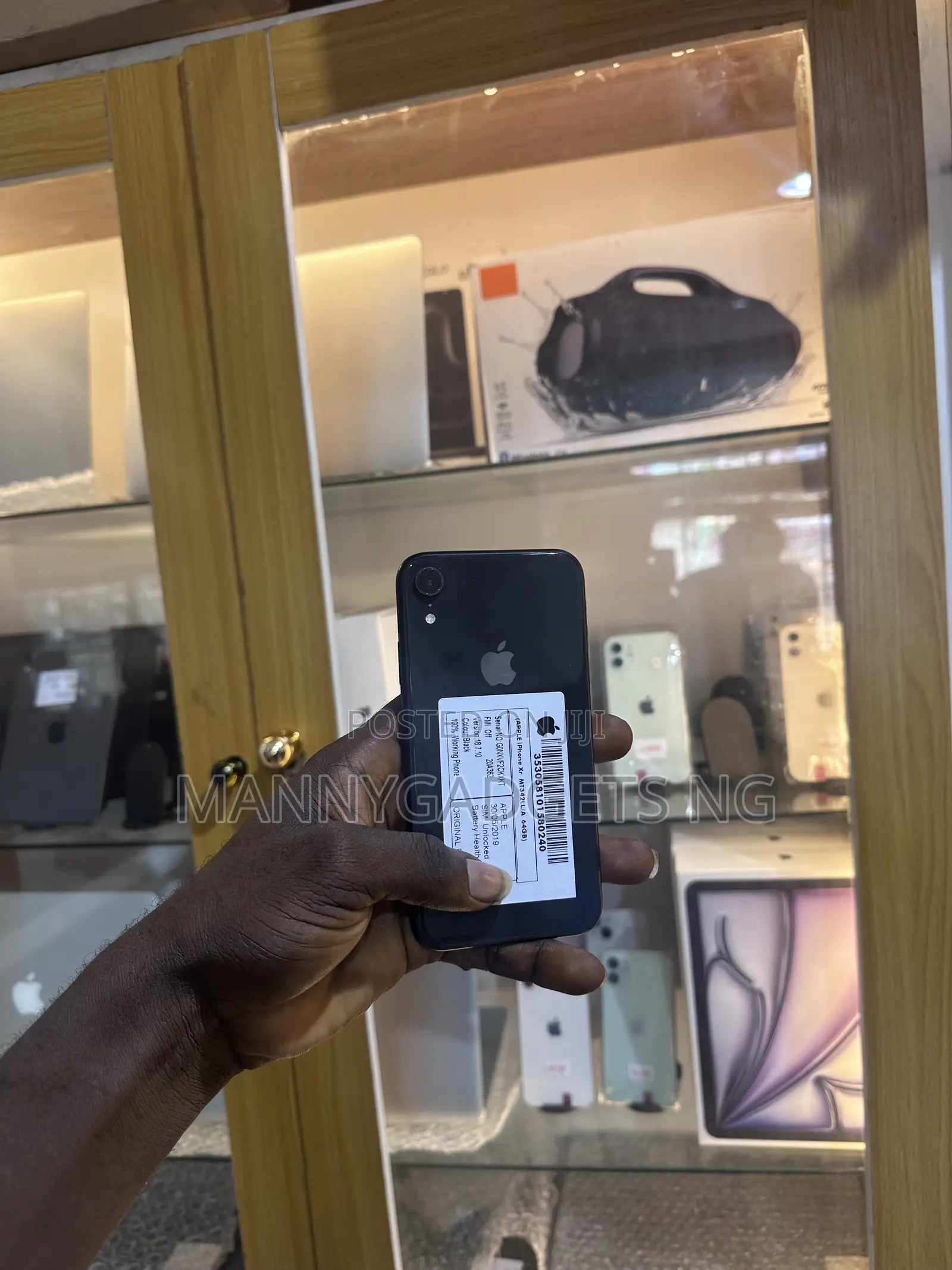 Apple iPhone XR 64 GB Black