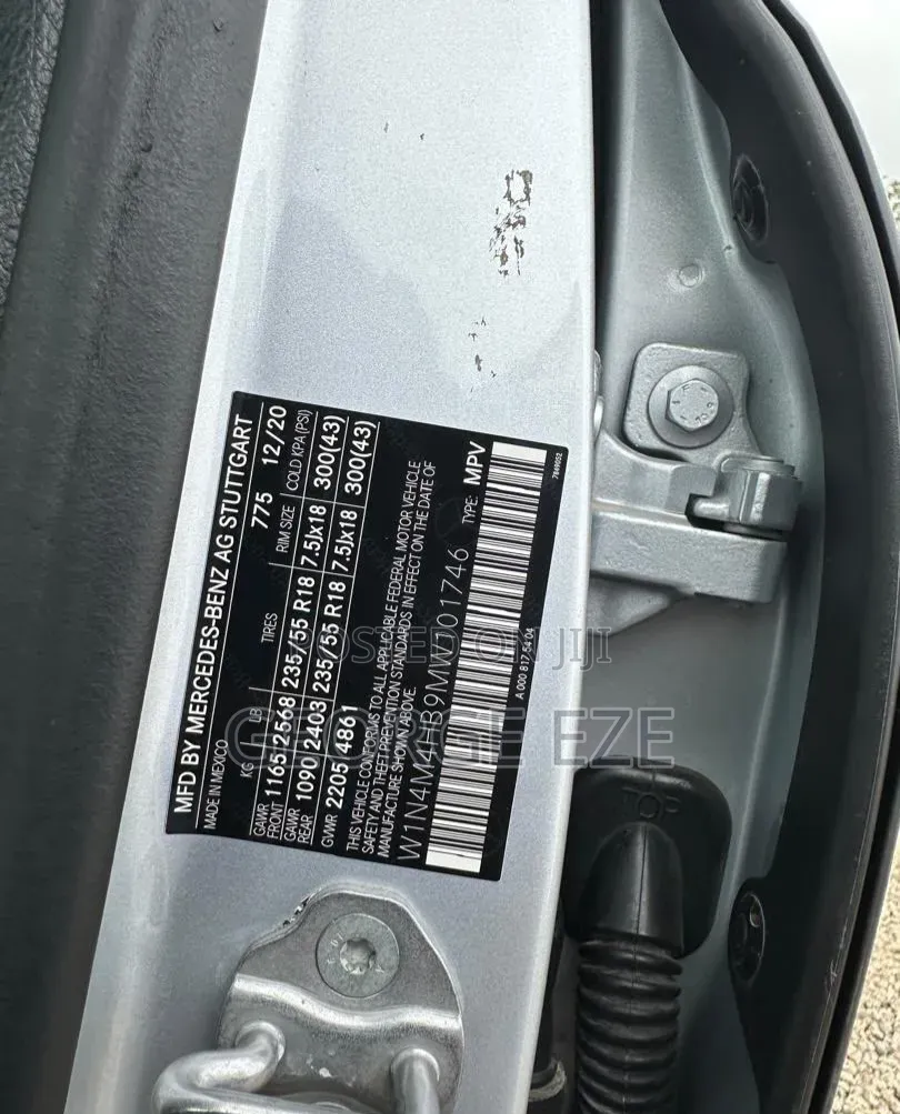 Mercedes-Benz GLB-Class GLB 250 4MATIC 2021 Silver