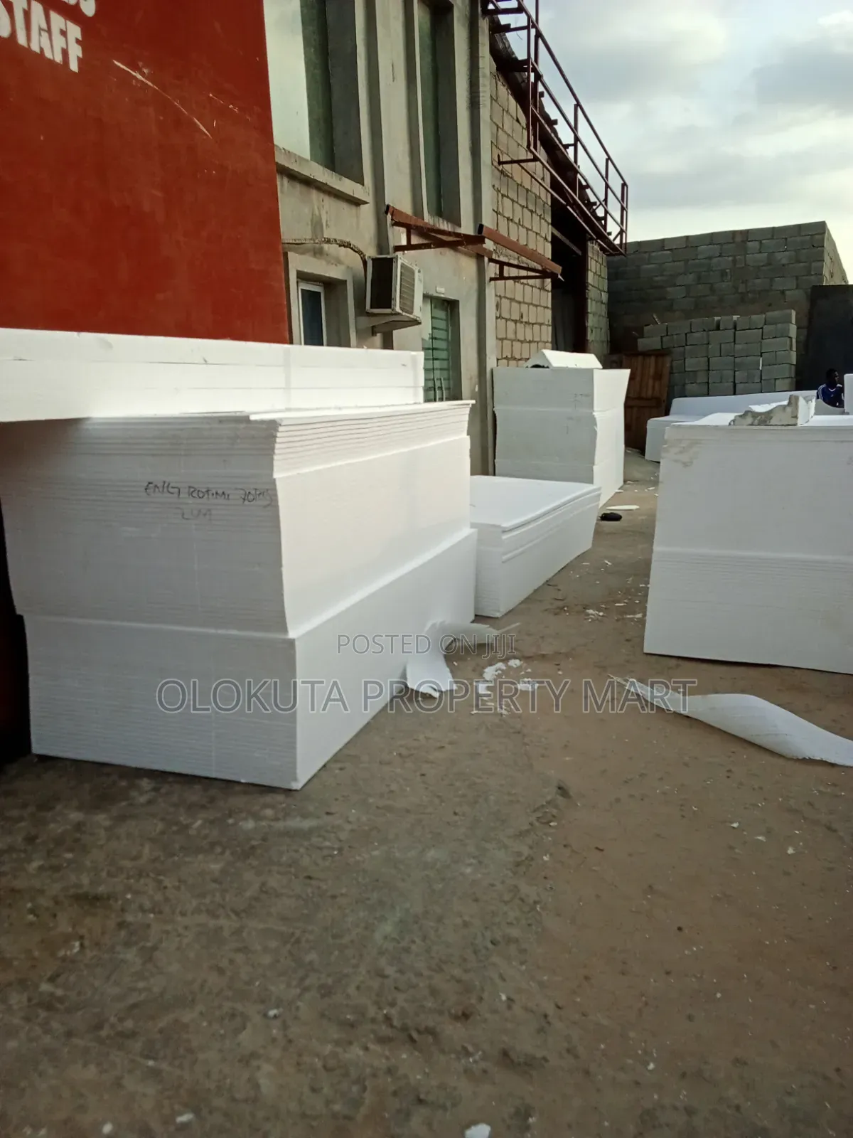 Polystyrene Board Parapet and Slab With Installation