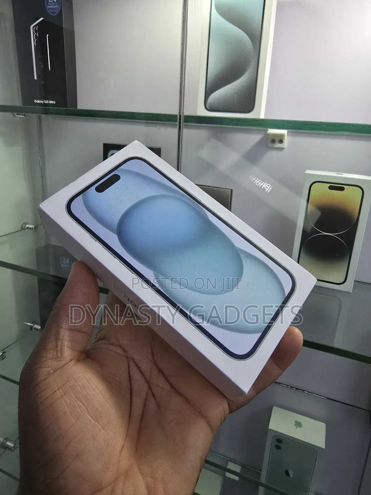 New Apple iPhone 15 128 GB Blue