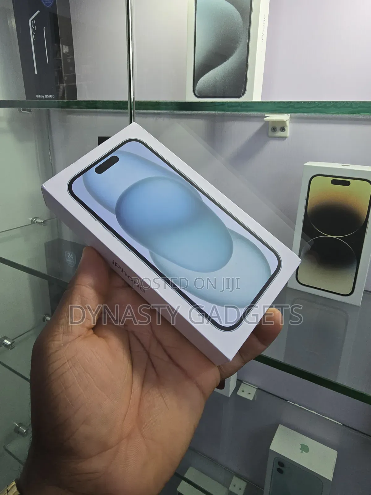 New Apple iPhone 15 128 GB Blue