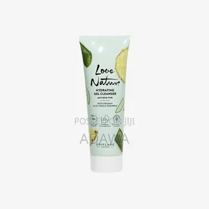 Hydrating Gel Cleanser With Organic Aloe Vera & Pineapple