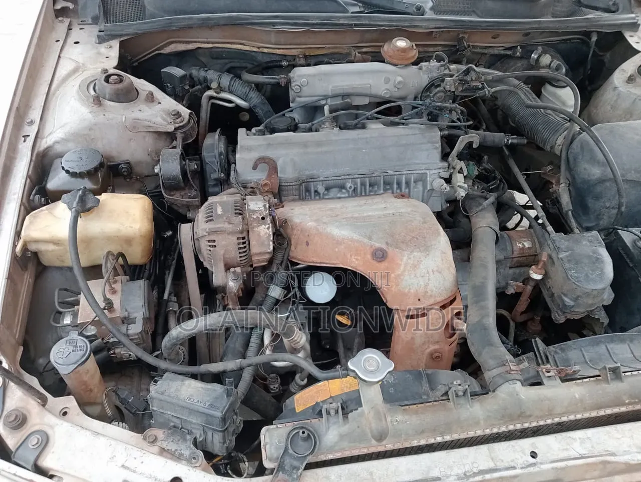 Toyota Camry LE 4dr Sedan (2.2L 4cyl 4A) 2000