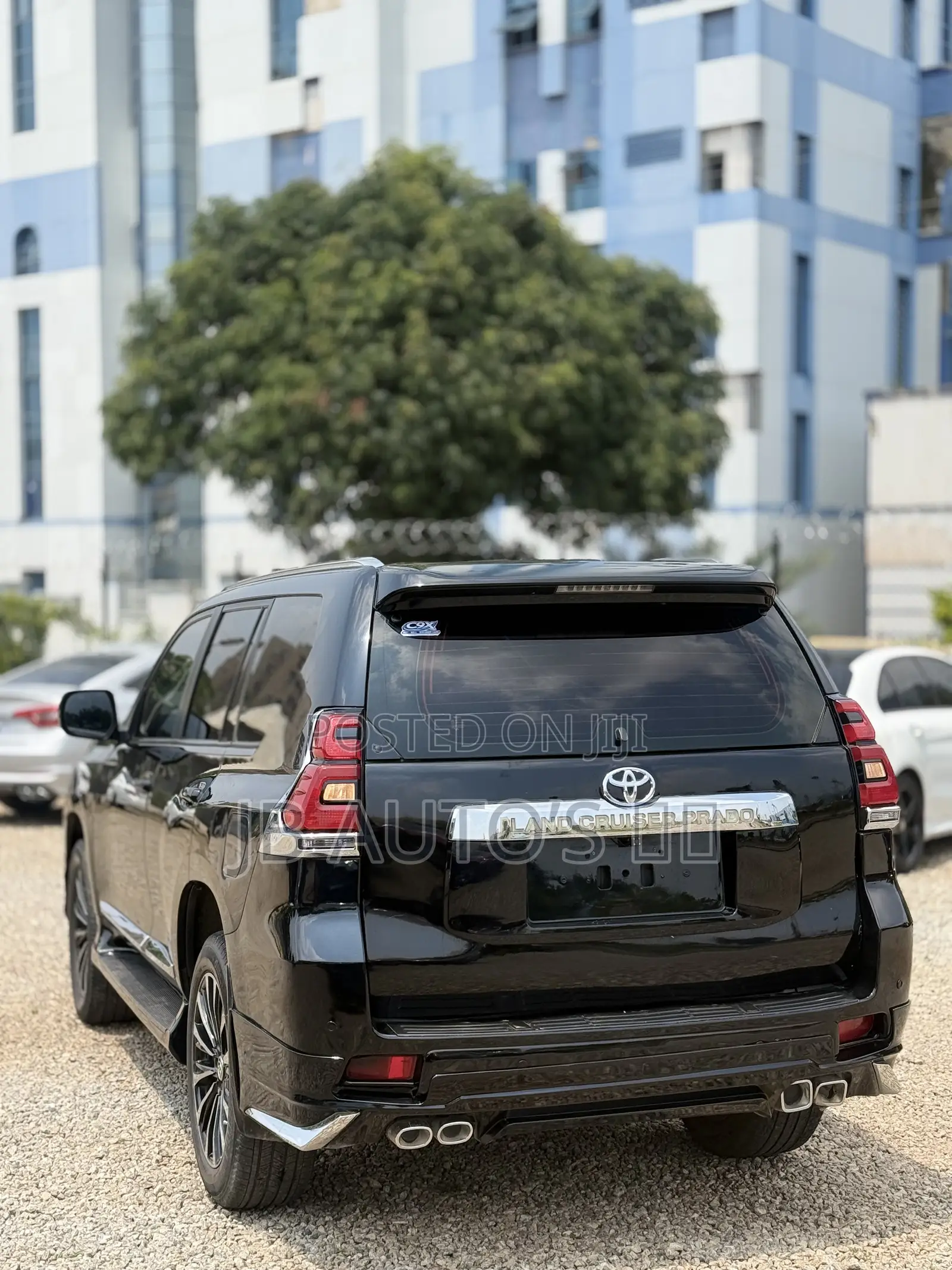 Toyota Land Cruiser Prado 2012 Black