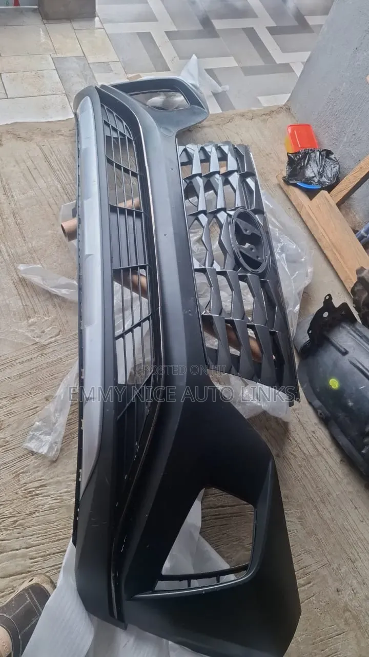 . 2021 Tucson Front Bumper Complete