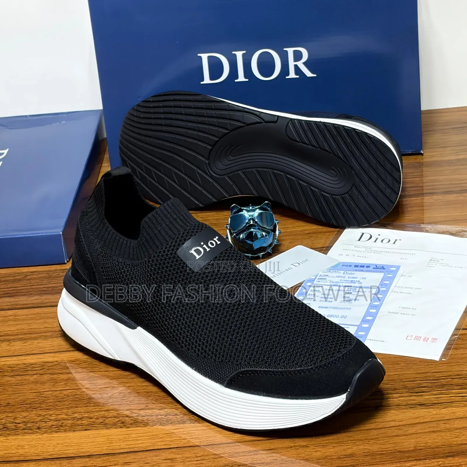 High Quality Black, Blue and Carton Shoe