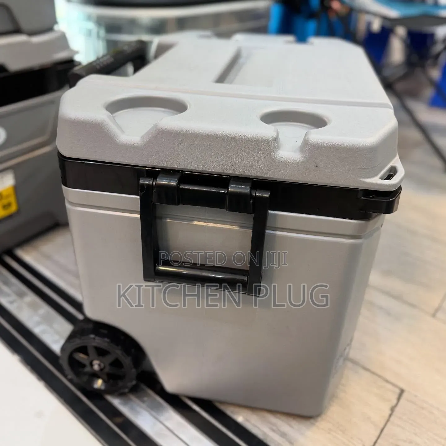 Igloo 60-Quart Sunset Roller Cooler With Wheels