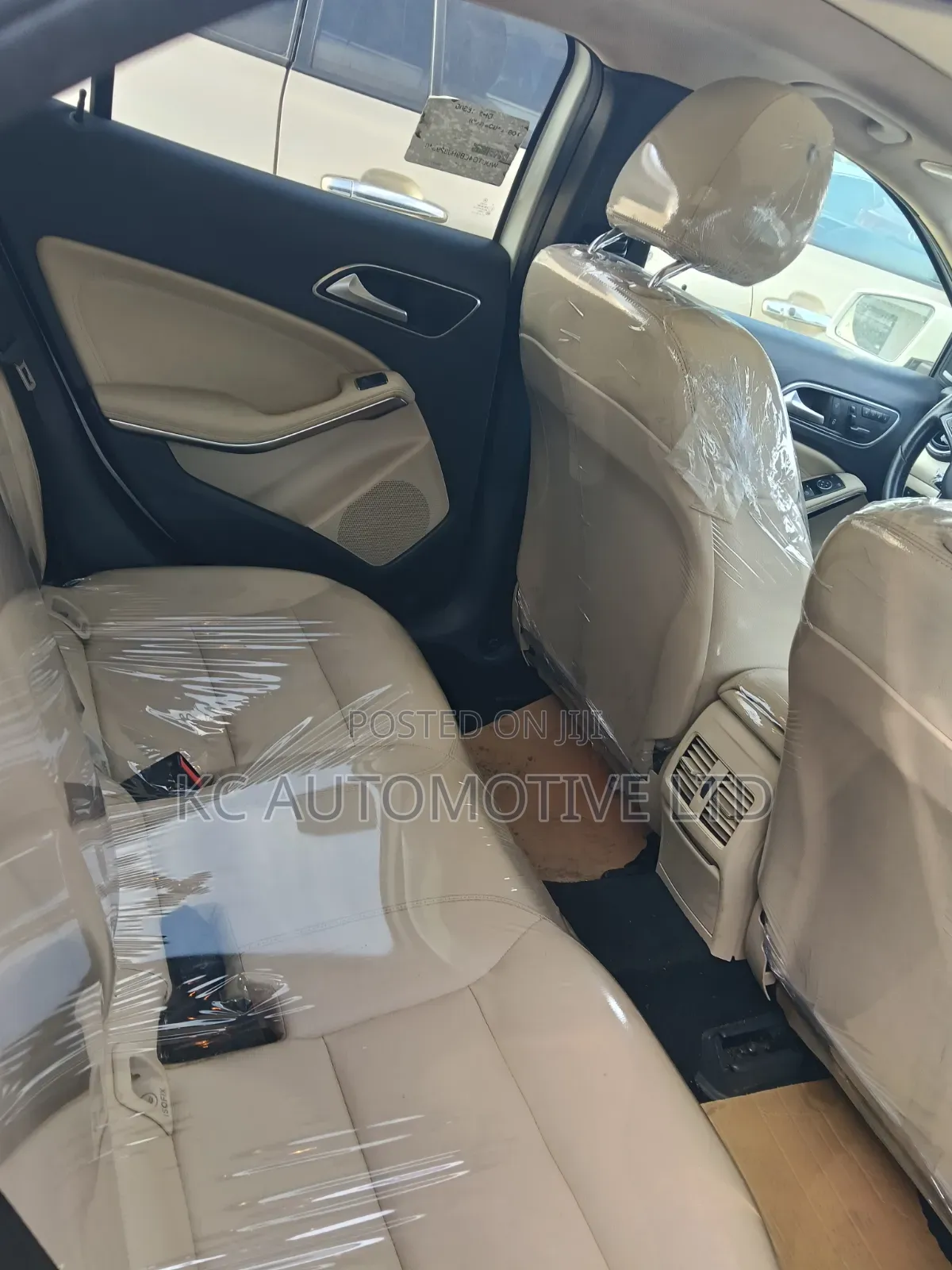 Mercedes-Benz GLA 250 2017 White