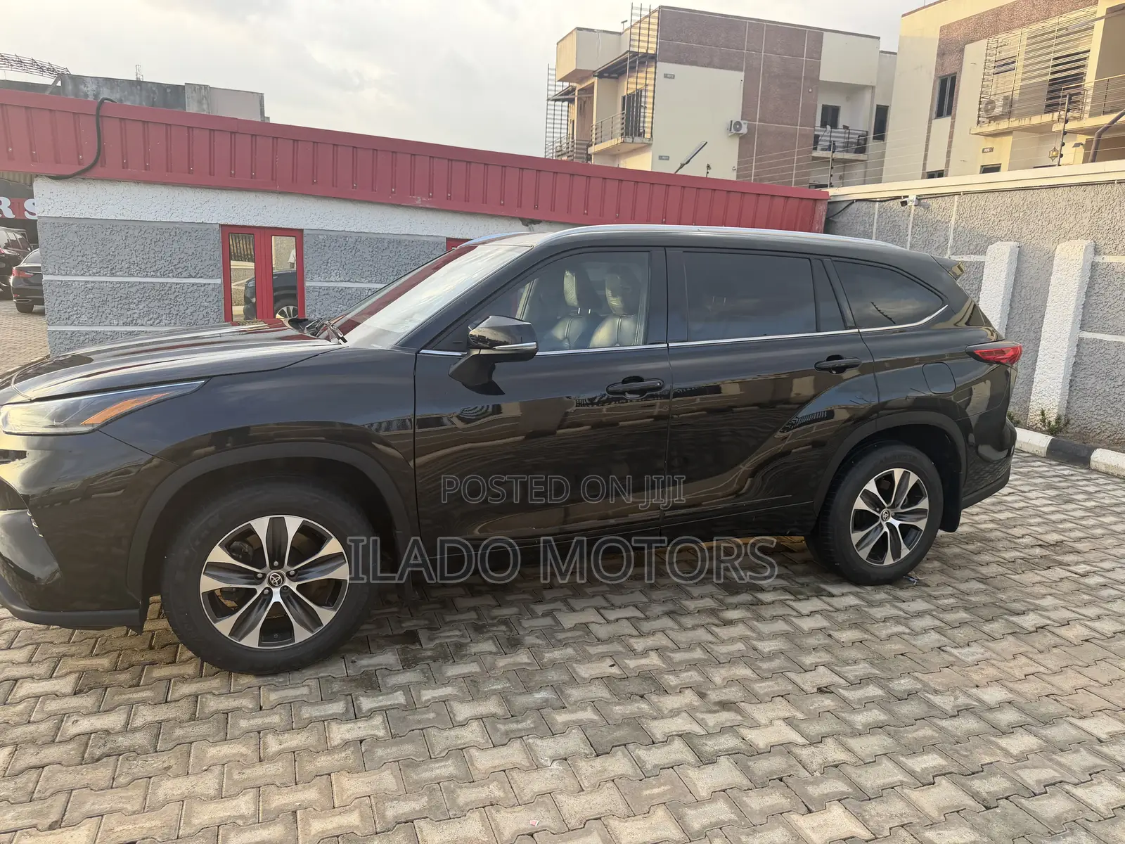 Toyota Highlander 2022 Black