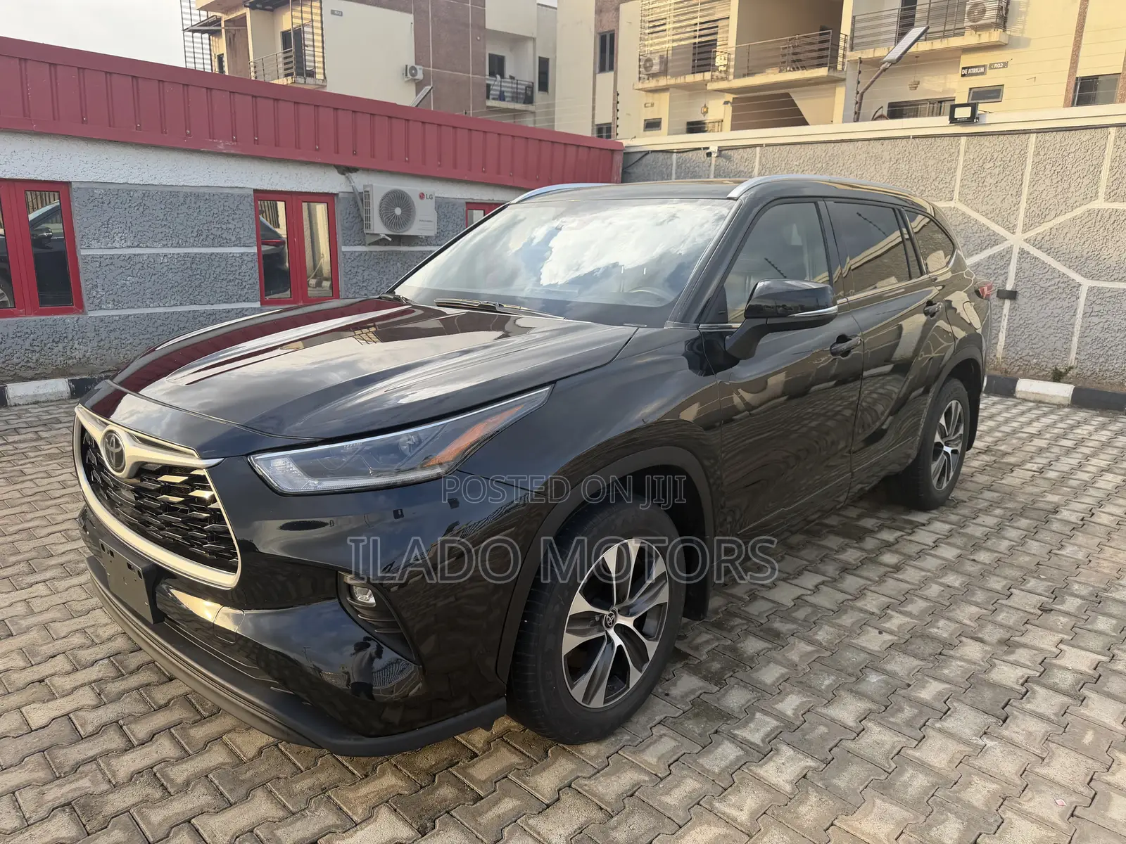 Toyota Highlander 2022 Black