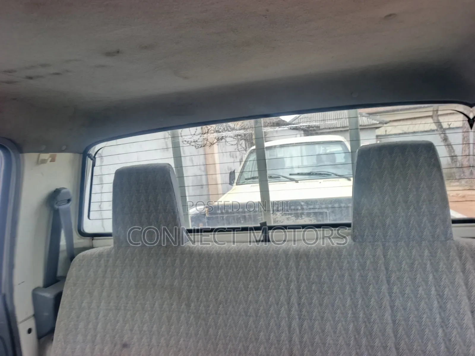 Toyota Hilux 1997 White