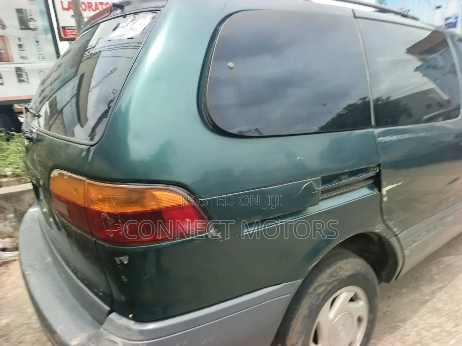 Toyota Sienna 2001 Green