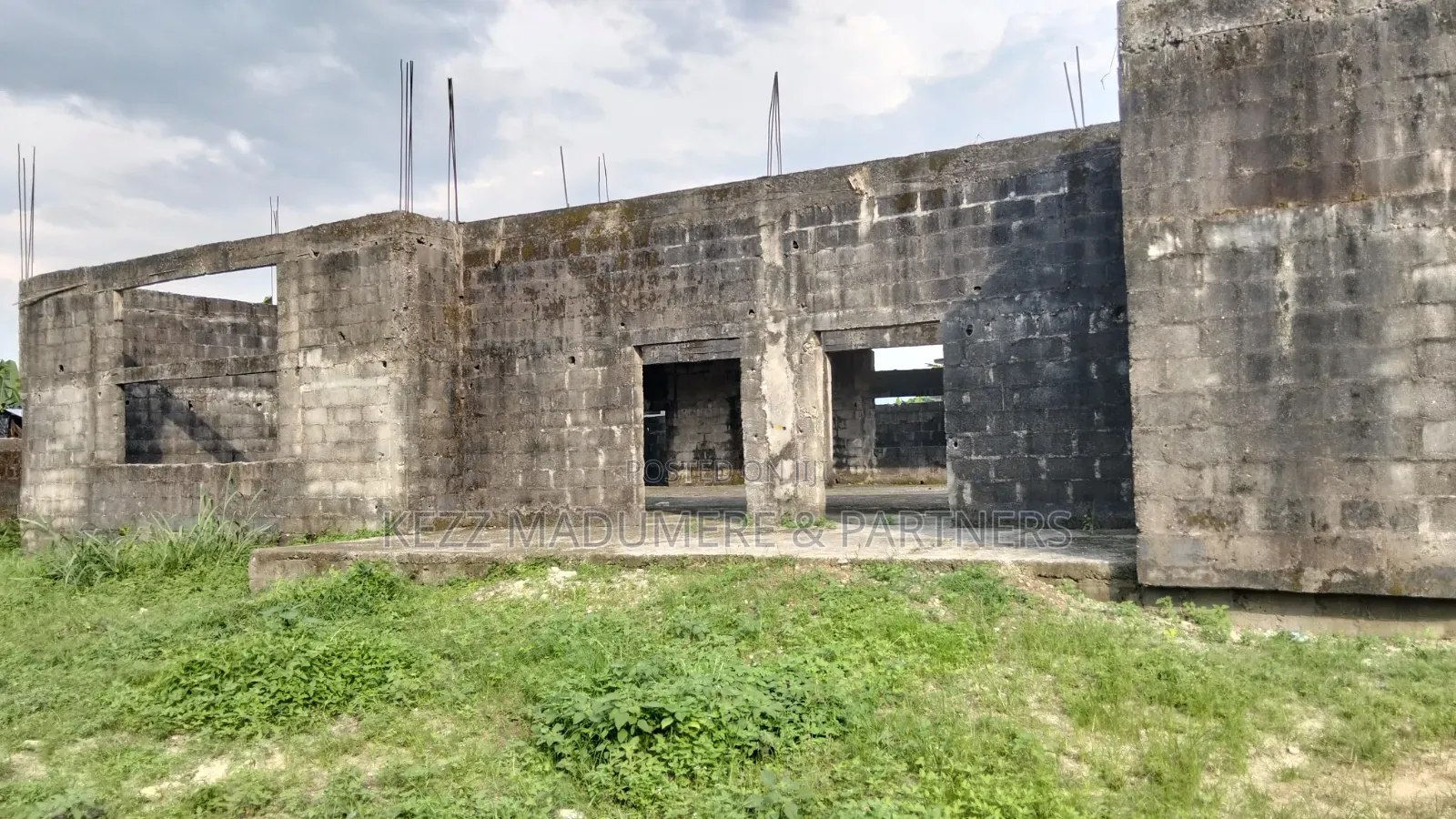 6bdrm Duplex in Sars Road Port, New Layout for sale