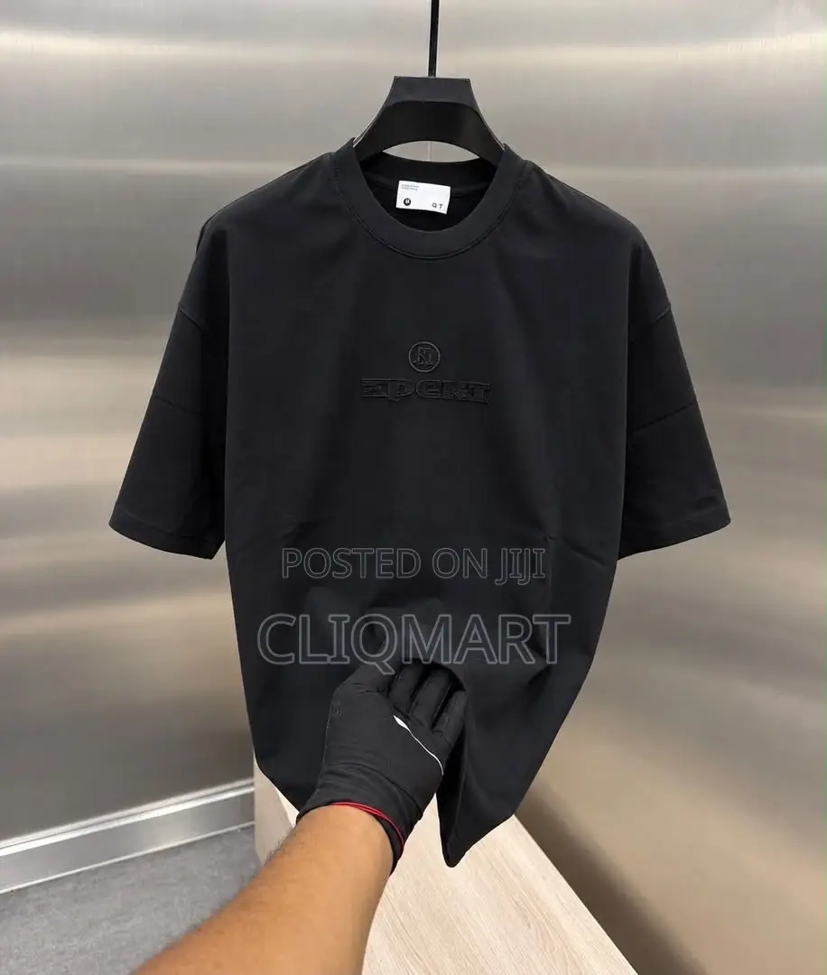 High-End Designer Short-Sleeve Tops | Premium Graphic