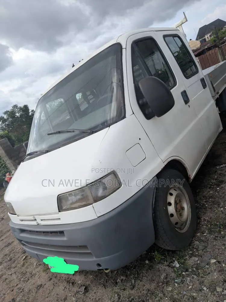 Peojout Boxer Truck