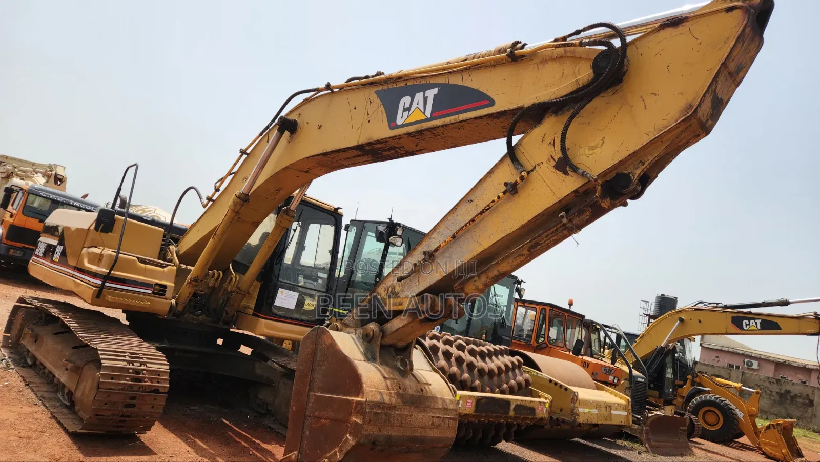 Excavator 320B