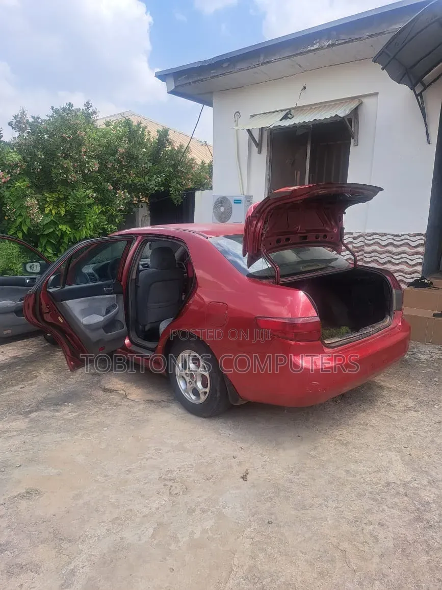 Honda Accord 2.0 Comfort 2005 Red