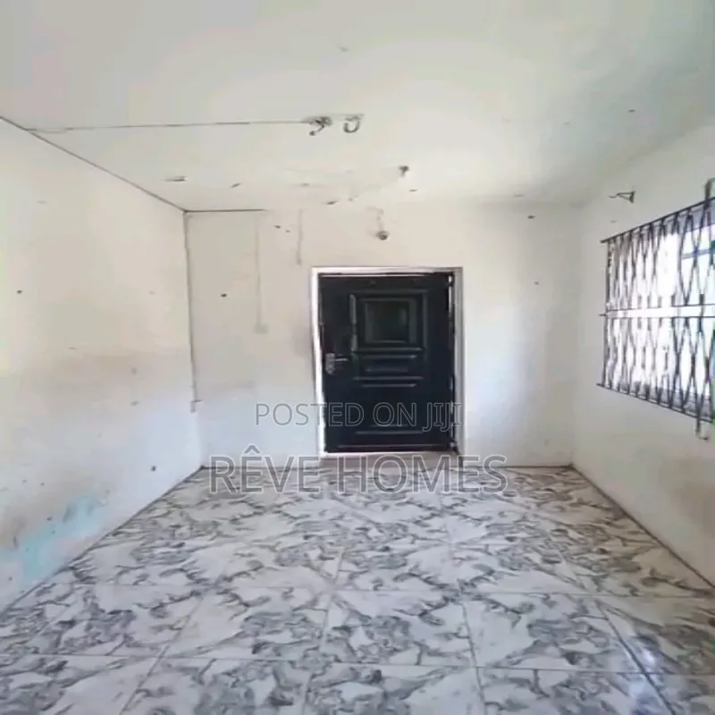 Studio Apartment in Shomolu / Shomolu for rent