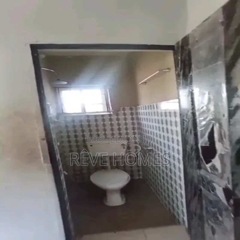 Studio Apartment in Shomolu / Shomolu for rent