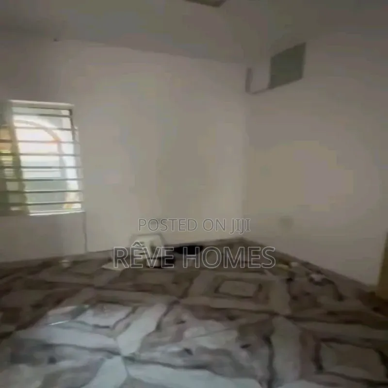2bdrm Block of Flats in Shomolu / Shomolu for rent