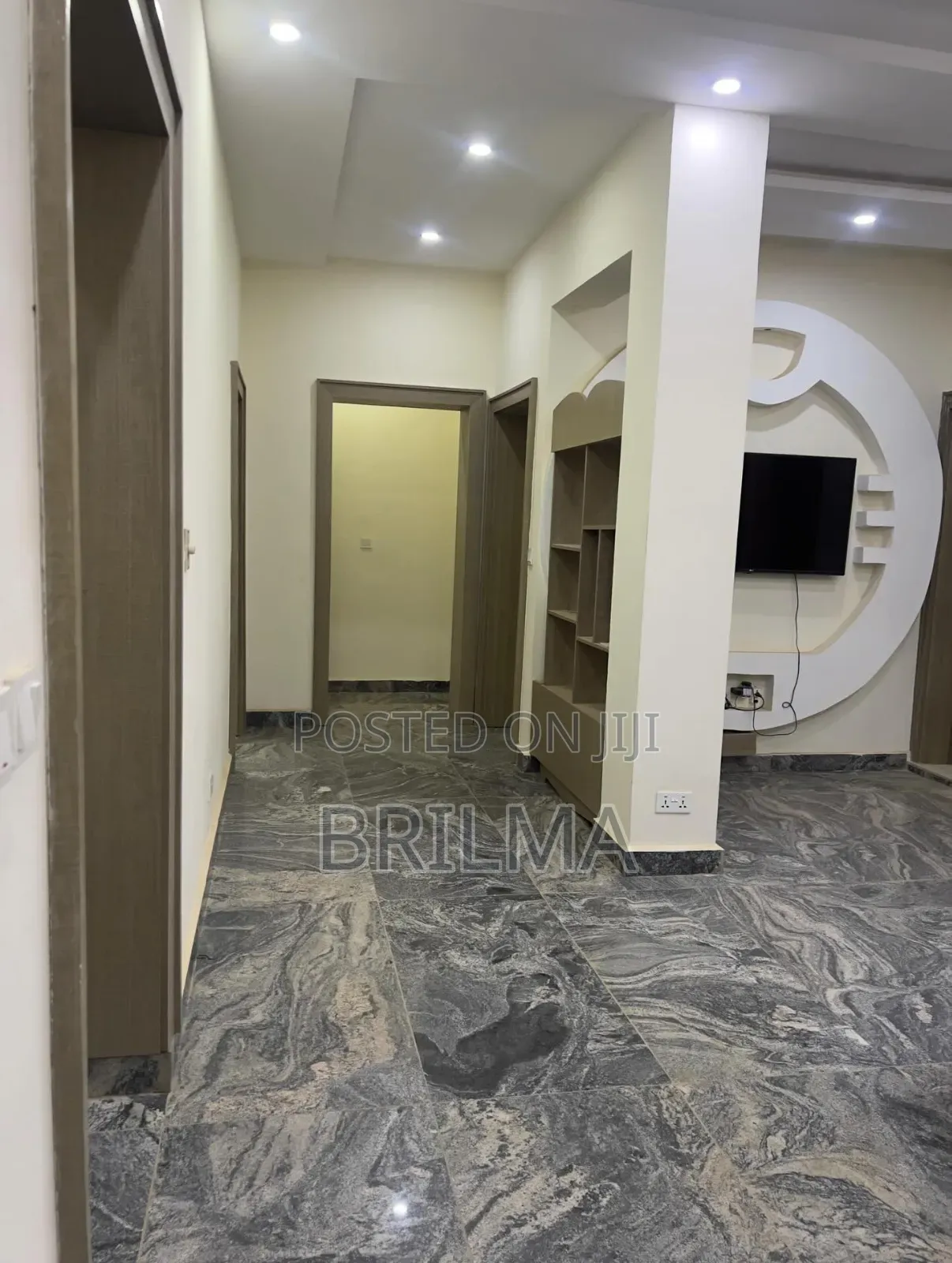 20bdrm Block of Flats in Durumi for sale