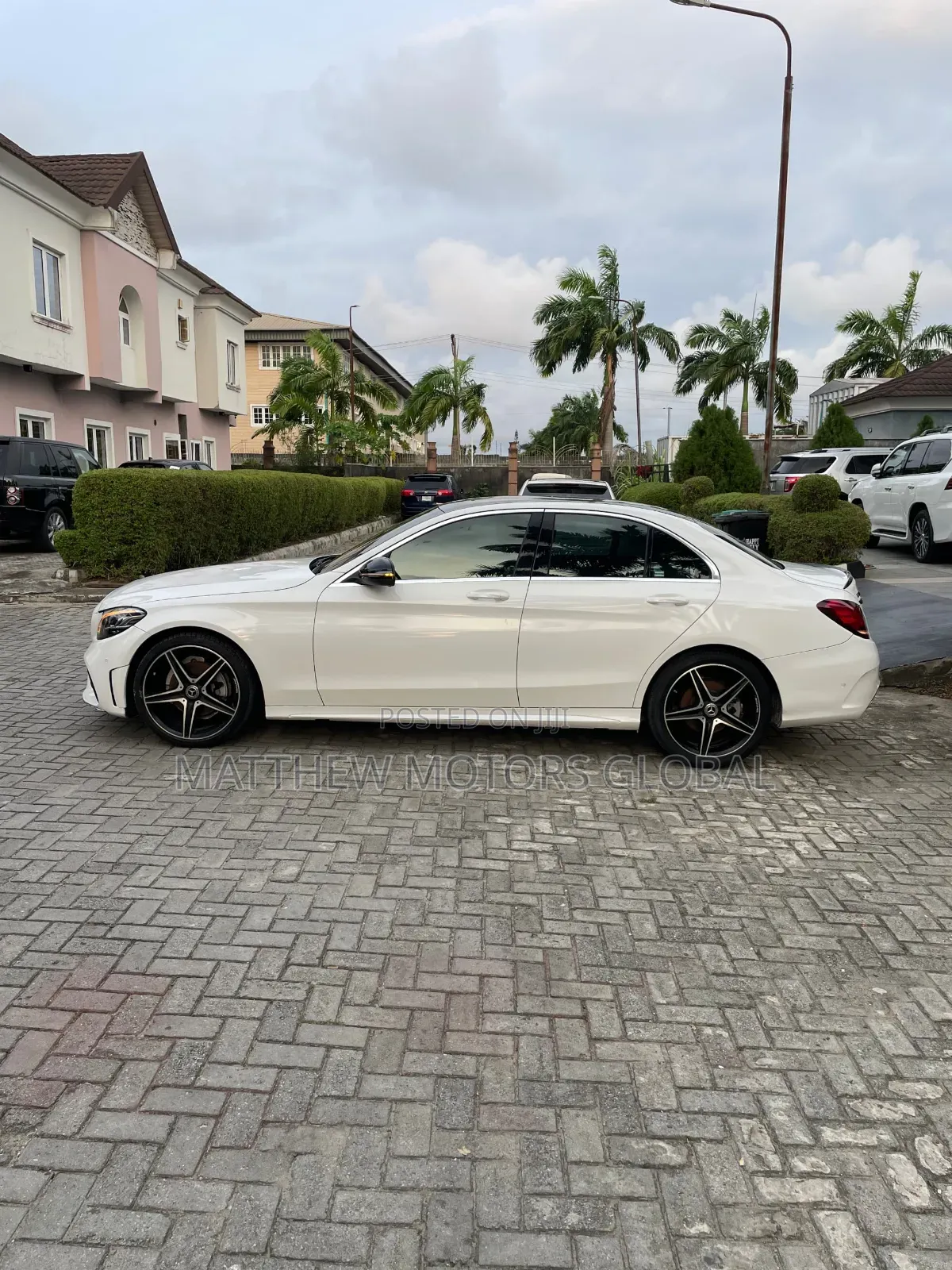 Mercedes-Benz C200 2019 White
