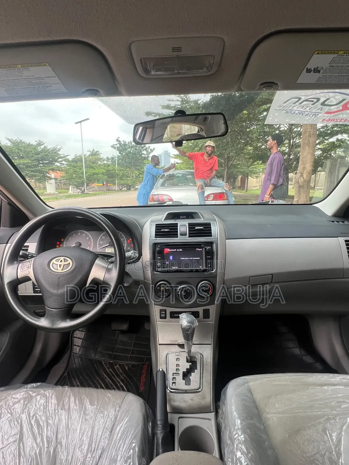 Toyota Corolla L 4-Speed Automatic 2013 Silver