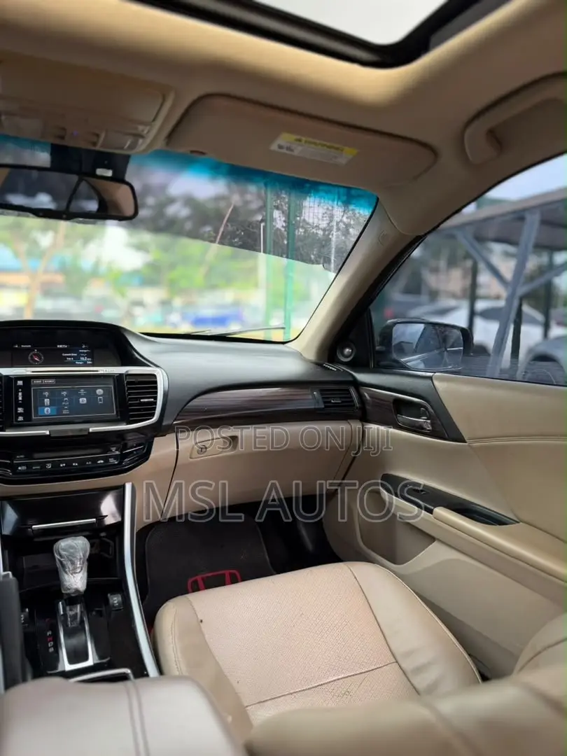Honda Accord EX-L V-6 4dr Sedan FWD (3.5L 6cyl 6A) 2016 Black