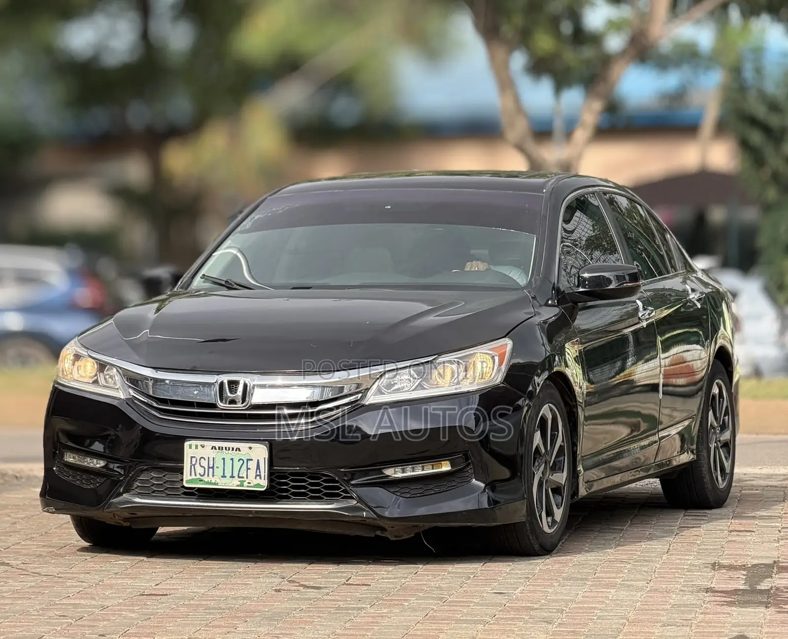 Honda Accord EX-L V-6 4dr Sedan FWD (3.5L 6cyl 6A) 2016 Black