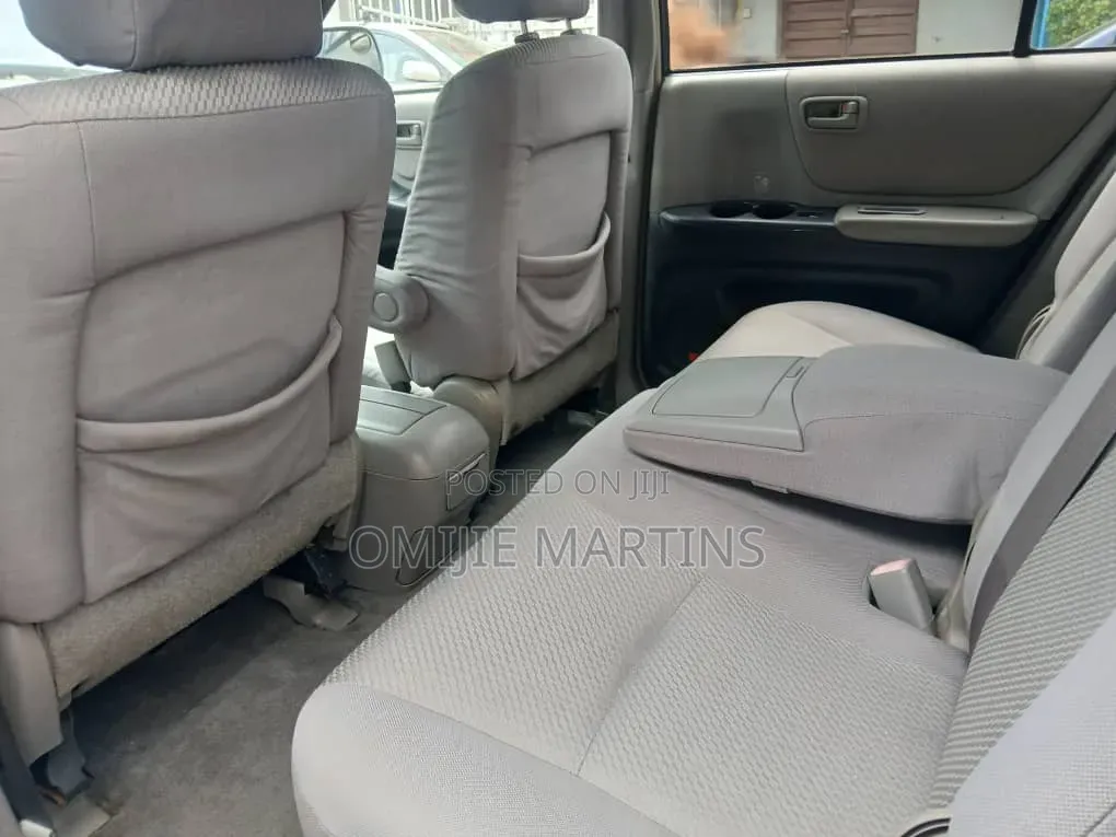 Toyota Highlander 2004 Silver