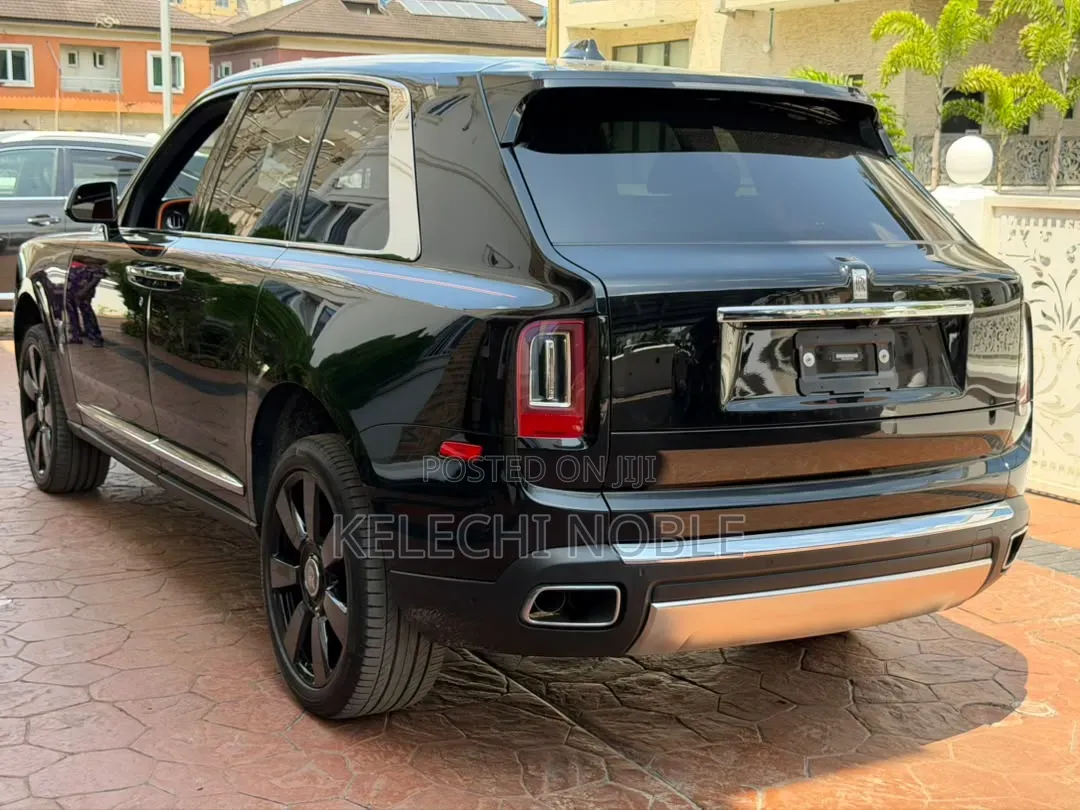 Rolls-Royce Cullinan Sport Utility 2023 Black
