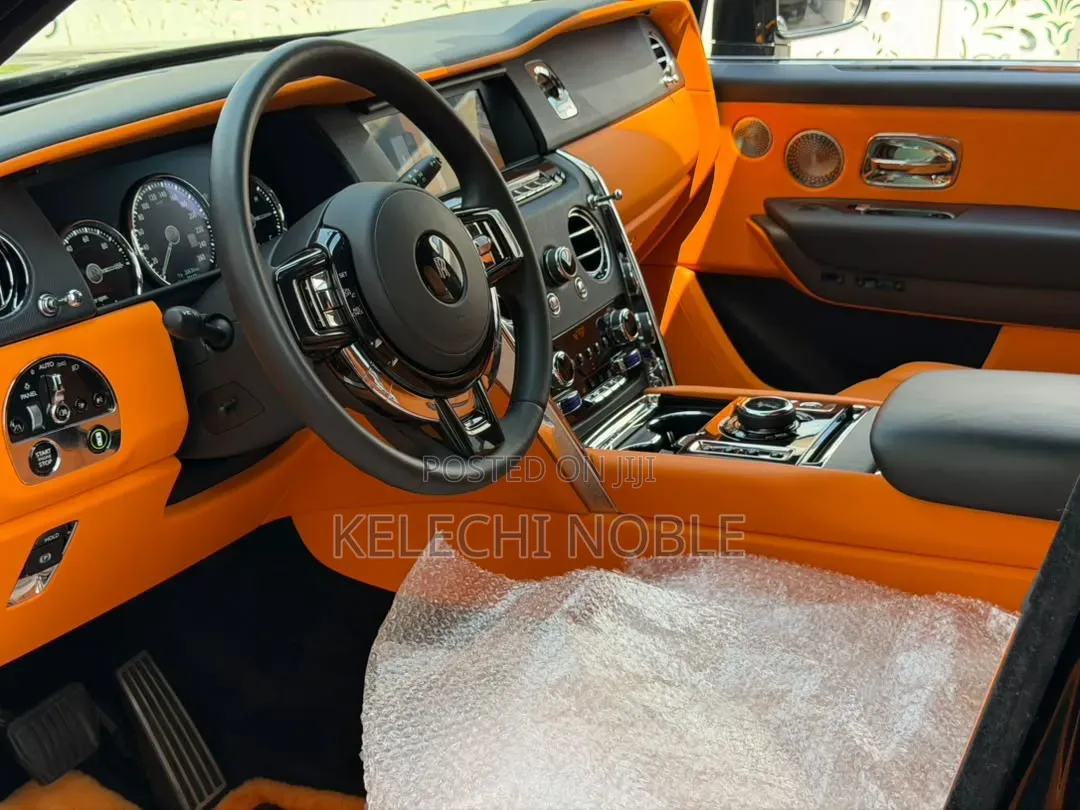 Rolls-Royce Cullinan Sport Utility 2023 Black